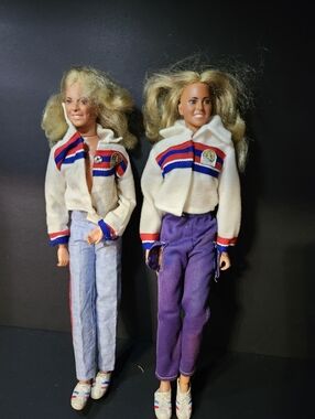 Pair Of Vintage Bionc Woman Action Figures